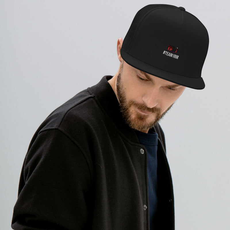 Gorra tipo trucker plana H