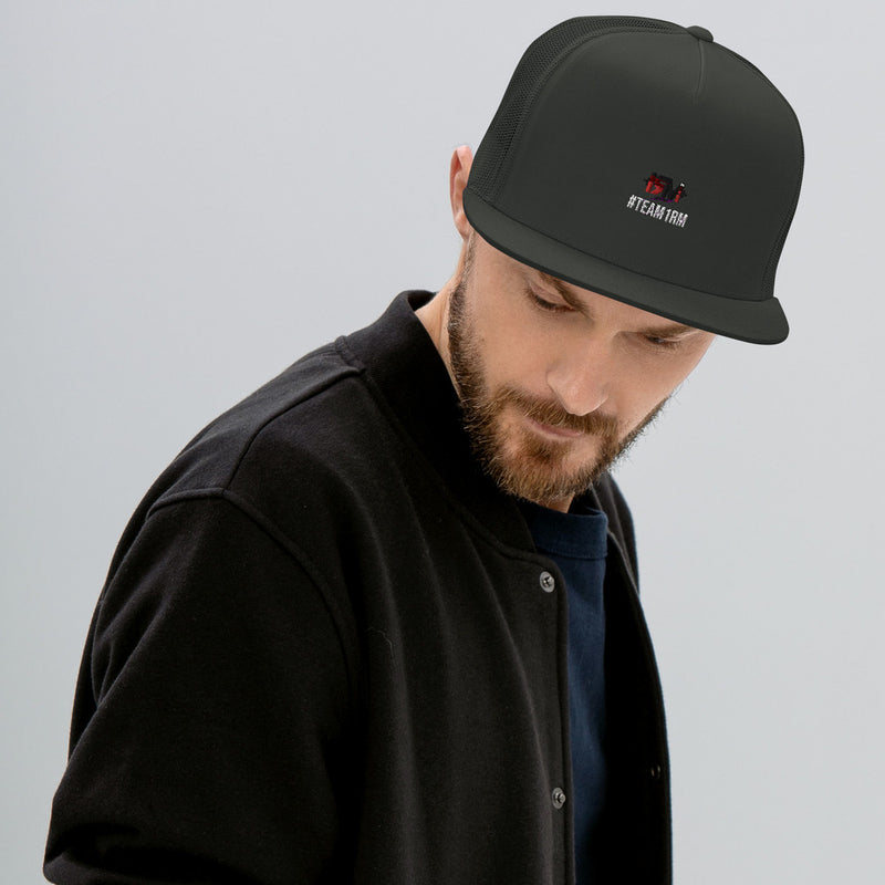Gorra tipo trucker plana H