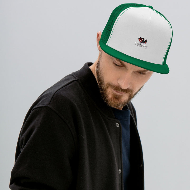 Gorra tipo trucker plana H